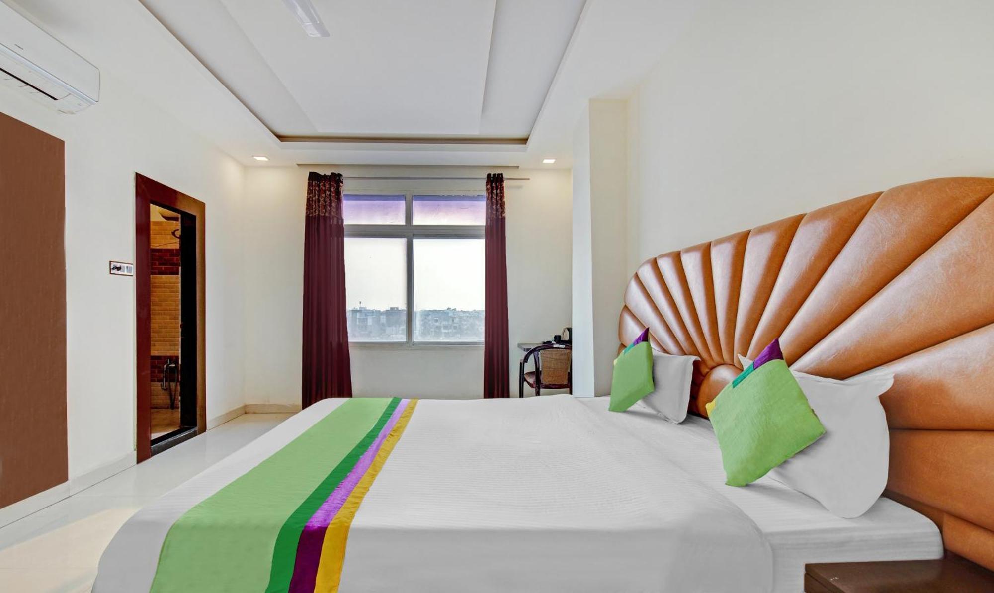 Treebo Silver Grand New Agreement Λάκναου Εξωτερικό φωτογραφία